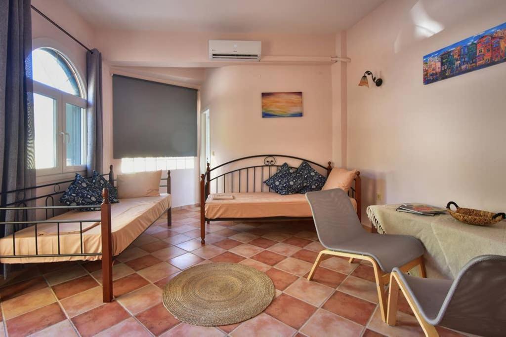 Nafsikas Apartment - Ipsos Beach Kültér fotó